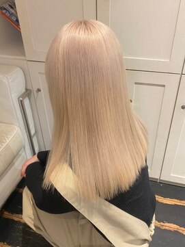 ベレーザシェルト(Beleza scelto) 230ニュアンスカラーブロンドヘアバイカラーヘルシースタイル