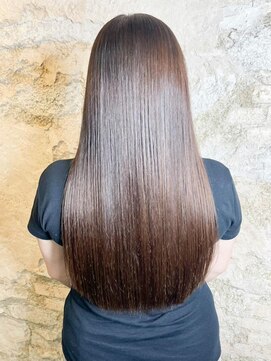 フロール 上大岡(Flor) 【Flor上大岡】*髪質改善+ツヤ髪+ストレート*