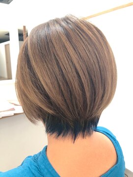 エルパライソ 神明店(Elparaiso) 裾カラー