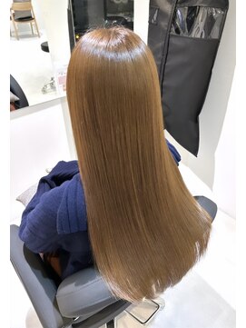 エミュスト(Emuest) 【松葉】髪質改善/髪質改善トリートメント/髪質改善ストレート