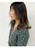 くびれヘアーに4色の細インナーカラーとグラデーションカラー