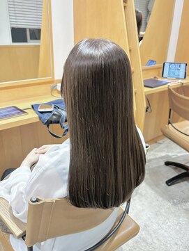 アンフィ 東京(Amphi) 【相性抜群!!イルミナカラー&髪質改善ULTOWAトリートメント♪】