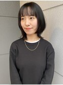 くびレイヤーエモージュ小顔カットシースルーバング大人ガーリー