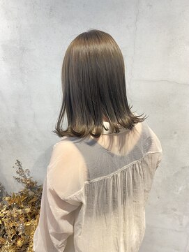 ミント(mint) くすみオリーブ◎赤みゼロ！