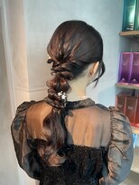 シャルムバイケンジ(Charm.by KENJE)&nbsp;【ローポニーテール】結婚式/銀座/ヘアセット/アレンジ