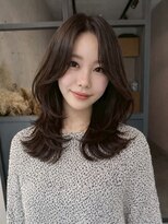 エトワ 中央店(etoi)&nbsp;大分ハッシュカット胸上鎖骨下ミディアムレイヤースタイルかるめ