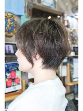 オーバーキャプテンネイキッド(OVER CAPTAIN NAKED) 冬のふんわり骨格補正ショート