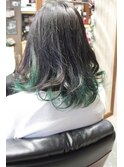 メタリックグレー