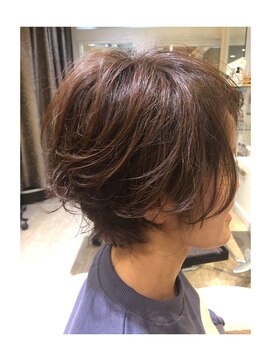 モードケイズ 阪急茨木店(MODE K's) 冬こそショートに