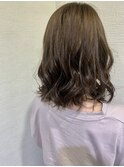 やわらかベージュ