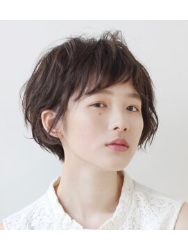 モッズ ヘア 新宿サウス店(mod's hair) センターパートのスリークショート