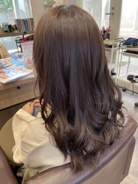 ビースリー ロア 夏カラー×Aujua(オージュア)  2021/8/12 [横浜/横浜駅]