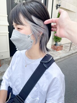 エミス バイ メルト 吉祥寺(emis by melt) 【堀惠洋平】インナーカラー ホワイトシルバー ウルフカット