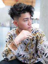 ハバナ 新宿(HAVANA)&nbsp;ソフトツーブロック/刈り上げ/センターパート/ツイスト/ビジネス