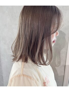 ハイプ(HYPE) 【Manae】柔らかグレーベージュのロングボブ