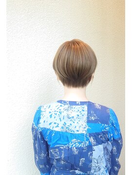 エルサフィロ ヨドヤバシ(el zafiro yodoyabashi) スマートシック　ショート2　ヘルシースタイル/40代