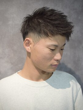 スウェルホワイト(SWELL WHITE) ジェットモヒカン　短髪　メンズショート　ツイスト