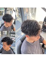 メグロバーバーショップロッポンギ 目黒六(MEGURO BARBER SHOP 6PPONGI)&nbsp;ツイストカール
