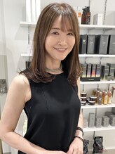 ノウハウ タニマチ(KNOWHOW tanimachi)&nbsp;白髪ぼかしベージュ×艶髪カット　白髪率90%