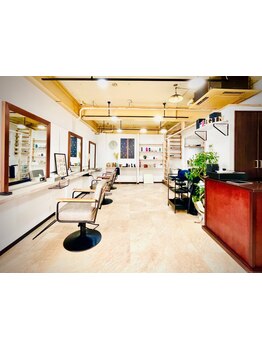 実力派スタイリストがマンツーマンで施術！あなただけの特別な時間を過ごせるプライベートサロン＊