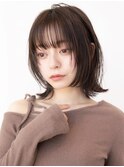 20代30代大人かわいい/斜めバング/シルキーベージュ/小顔/前髪