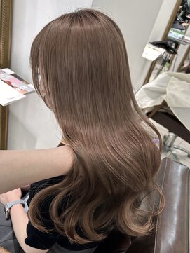 アマトウキョウ アユンチェ(AMA TOKYO×AYUNCHE) ベージュカラー  ブラウンベージュ  透明感カラー