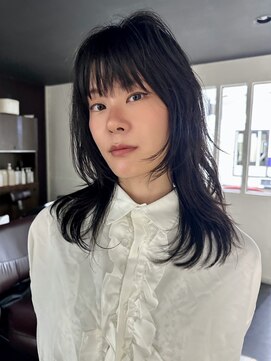 ナービス(NARVIS) 顔まわりカット/レイヤー/くせ毛風/ウルフ