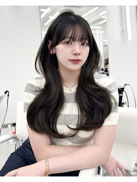 アマトウキョウスマートサロン(AMA TOKYO×Smart Salon) 韓国ヘア レイヤーカット 顔まわり