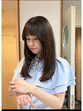 アンバースデー(UNBIRTHDAY) 透明感ベージュとレイヤーcut／マツイアカリ