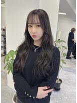 コディー(CODY)&nbsp;レイヤーカット　顔周りレイヤー　韓国ヘア　透明感カラー