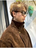 ブリーチ ミルクティーベージュ アッシュ ツーブロック 20代
