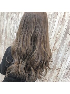 トランク(Trank) 極カラー　グレージュ！