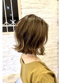 ミルクティーベージュ×切りっぱなしボブ