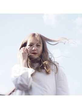 カムジーヘッド(COMEGHEAD) ミルクティーベージュ