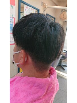 アドン 中葛西店(Adorn) ツーブロック