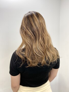 アンブル リュクス 池袋(amble luxe) 大人バレイヤージュ　ハイライト　ベージュ　レイヤーカット