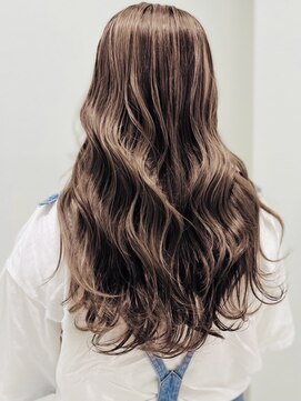 グランデュール 静岡インター通り店(GRANDEUR) ベージュ