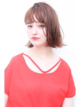 モニカ 西宮北口(Monica) 前下がりボブ・  内巻きワンカール・  ボブショート・暗髪