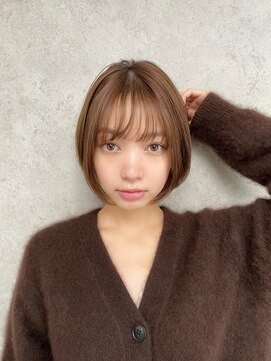 ジョエミバイアンアミ(joemi by Un ami) 【joemi】斜めバンググレージュカラーシルキーベージュ(小倉太郎