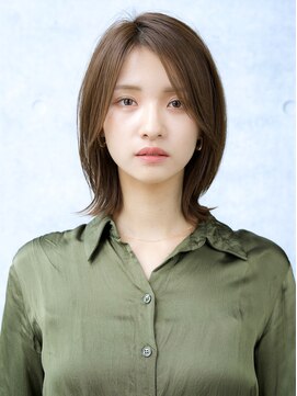 エインアンリー 表参道(AIN.ANLY.) くびレイヤー前髪なしグレージュボブ 外はね【AIN.表参道】川原