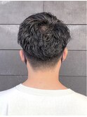 クセを活かした2ブロックアップバング大人カジュアルスタイル