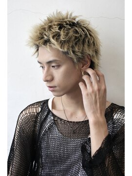 ココ 本八幡(KOKO) □波巻きツイストスパイラルフェザーパーマサーフカール刈り上げ