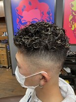 ゼニス(Zenith)&nbsp;フェードカット×パーマメッシュ