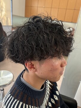 シャンプーボーイ ヒノ(SHAMPOO BOY Hino) 波巻きパーマ