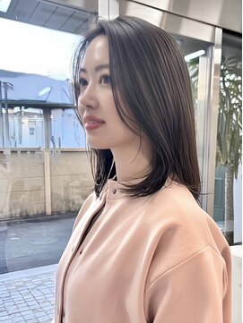 ホワイト キタサンドウ(WHiTE kitasando) 大人ミディアム×ブルーシルバー [ボブ/ショート/レイヤー]