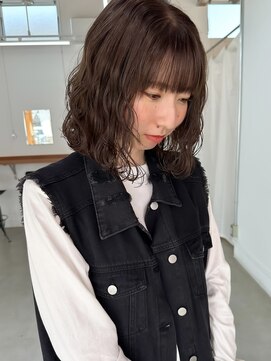 オー(OOO) ブラウン×ウェーブ