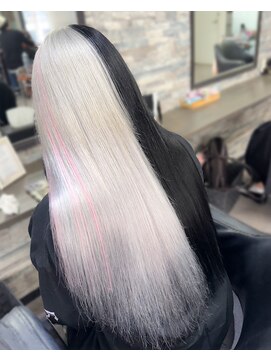 オズ 梅田店(OZ) ホワイト×ブラック/ピンクメッシュ/エクステ60枚