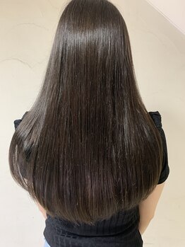 オークヘアー 博多店(OAK hair)の写真/【ダメージレス縮毛矯正】◎自然に馴染むストレートの手触りをぜひご実感ください♪