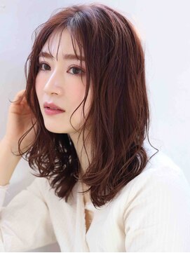 レイヤーニュアンス巻きセミロング