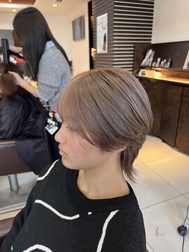 フォルテ 草薙店 透明感たっぷりベージュカラー